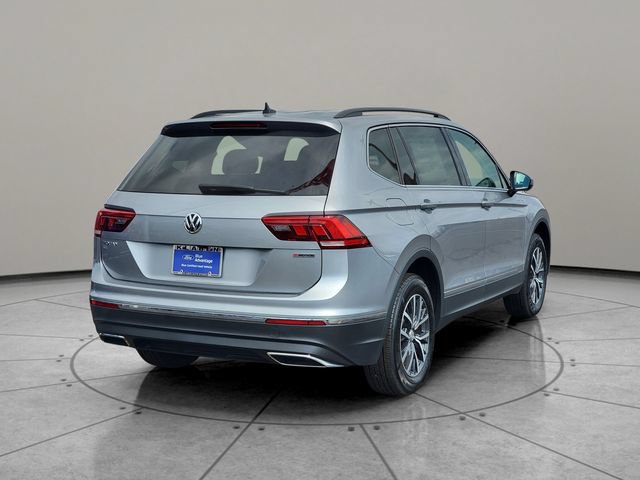 Used 2020 Volkswagen Tiguan SE AWD/4WD image 11