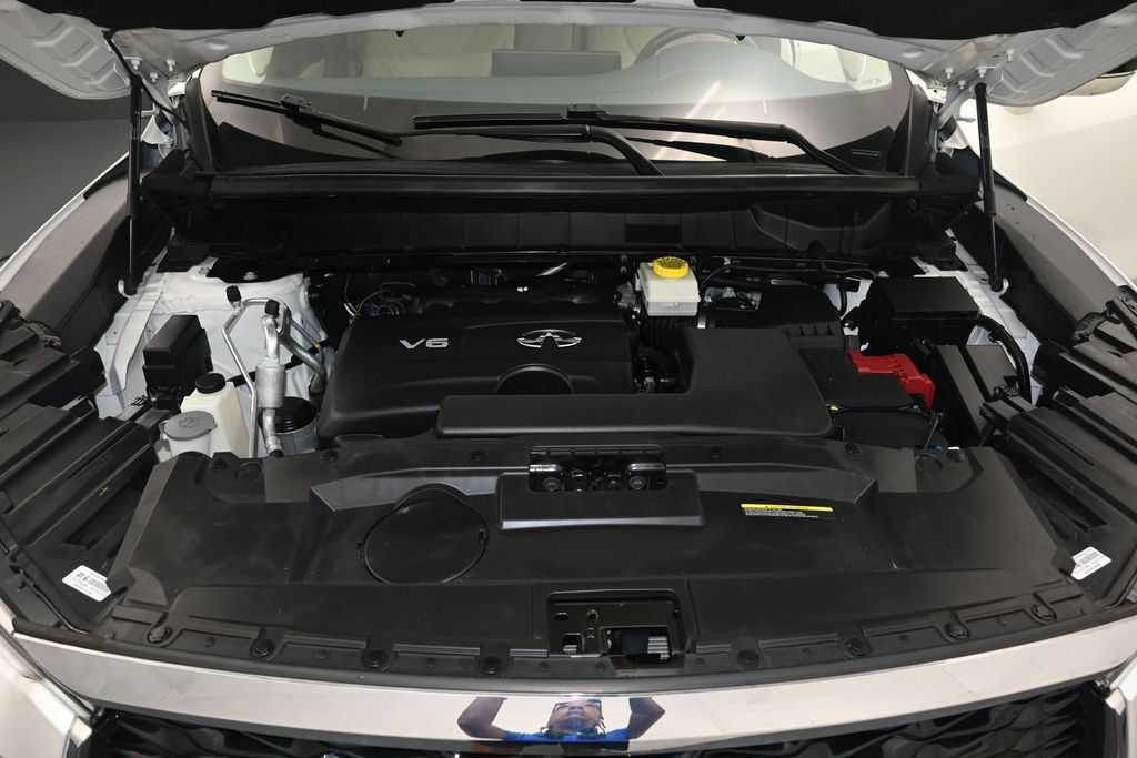 Used 2023 INFINITI QX60 Luxe w/ Performance Audio Package FWD image 16