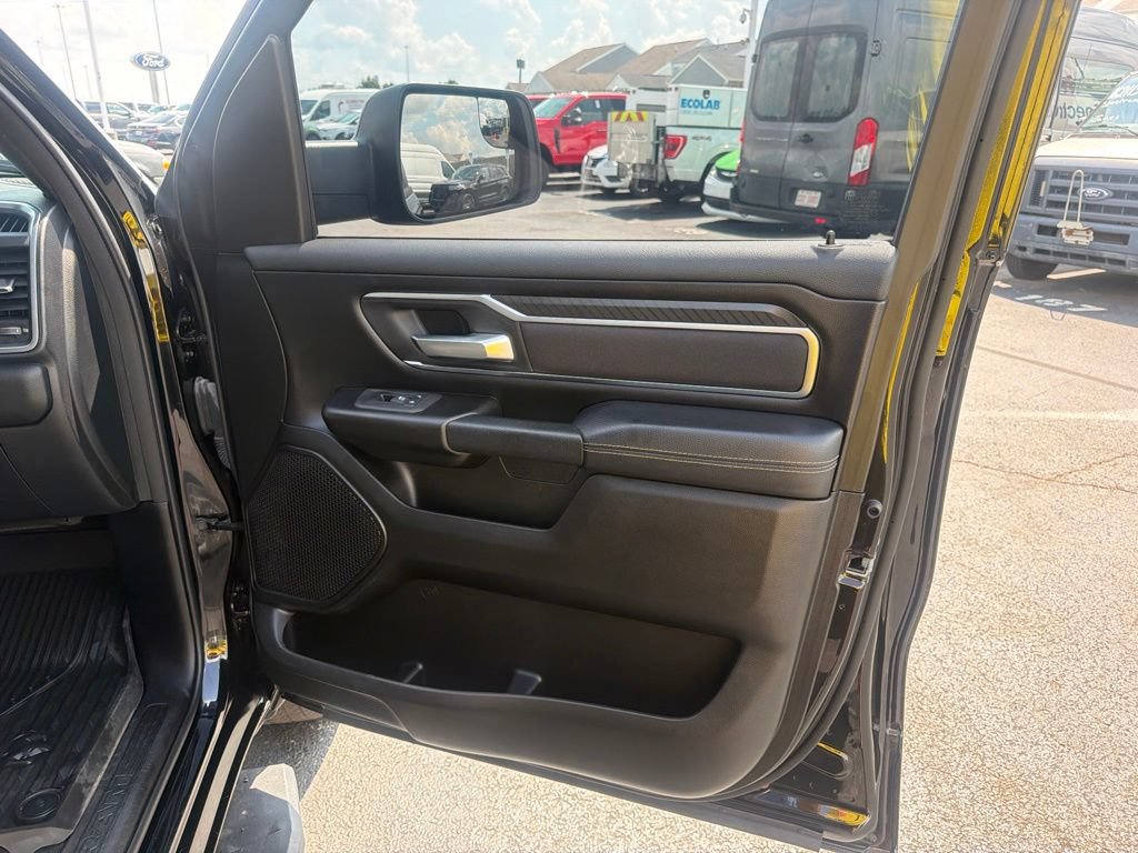 Used 2025 RAM 1500 Big Horn AWD/4WD image 40