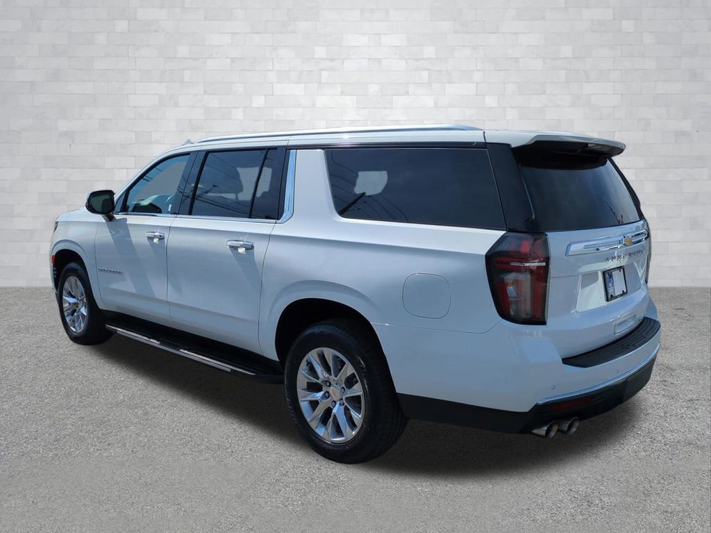 Used 2024 Chevrolet Suburban Premier image 3