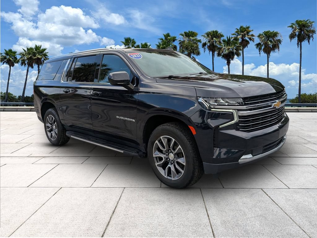Used 2021 Chevrolet Suburban LT w/ Rear Media and Nav Package RWD image 2