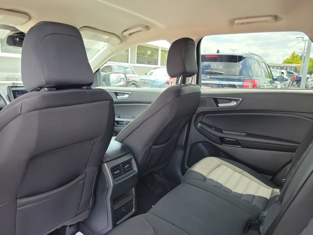 Certified 2024 Ford Edge SE AWD/4WD image 16