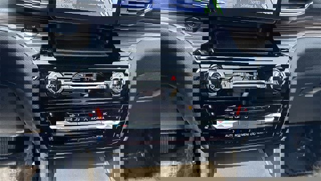 Certified 2022 Ford Explorer Limited w/ Equipment Group 301A image 11