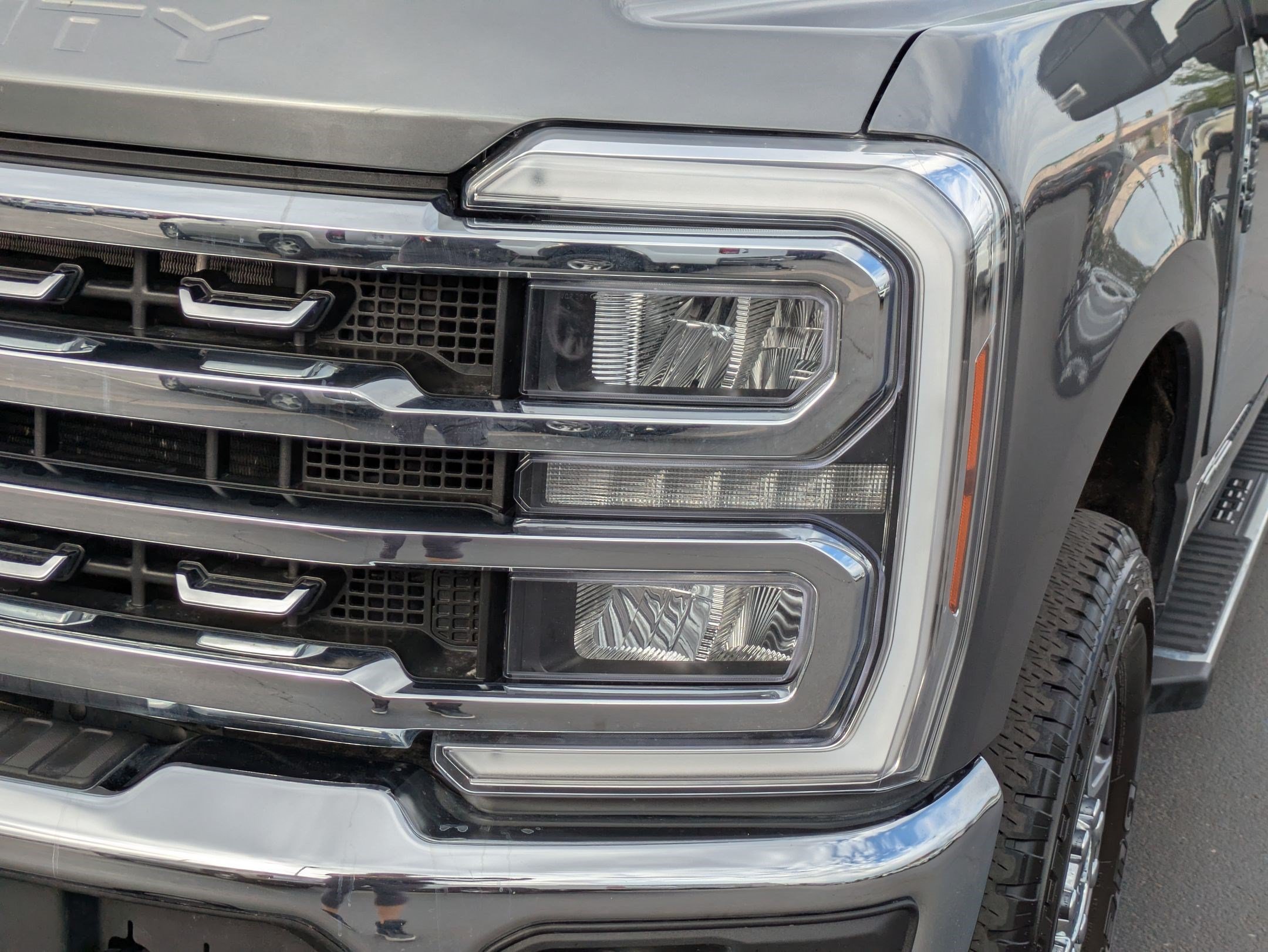 Certified 2025 Ford F250 Lariat AWD/4WD image 13