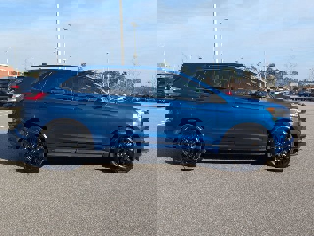 Certified 2023 Ford Edge SE w/ Black Appearance Package image 3
