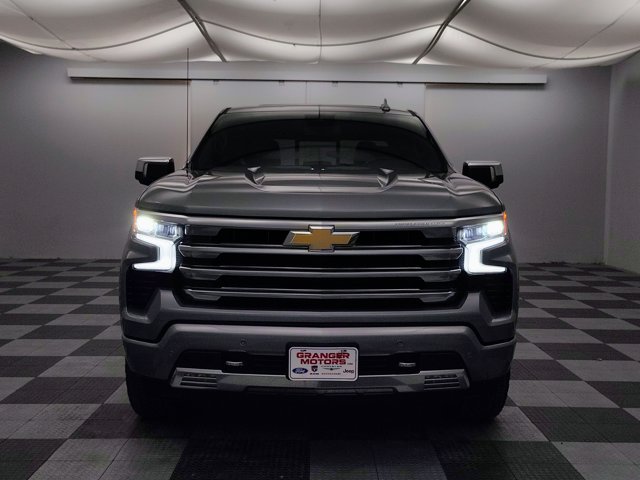 Used 2026 Chevrolet Silverado 1500 High Country AWD/4WD image 5