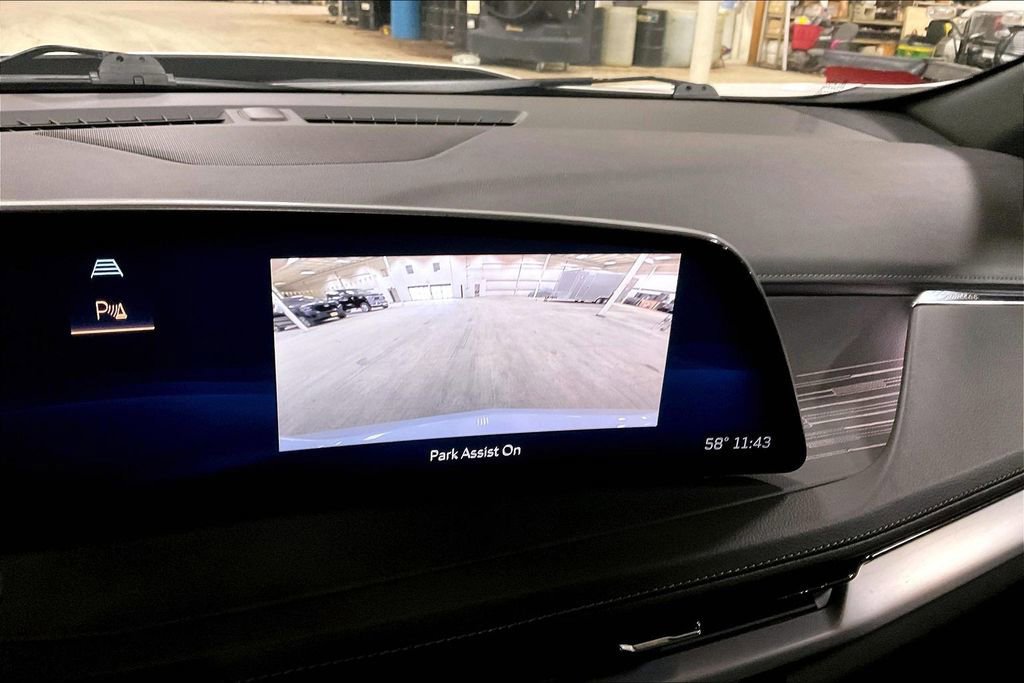 Used 2024 Cadillac XT4 Premium Luxury image 20