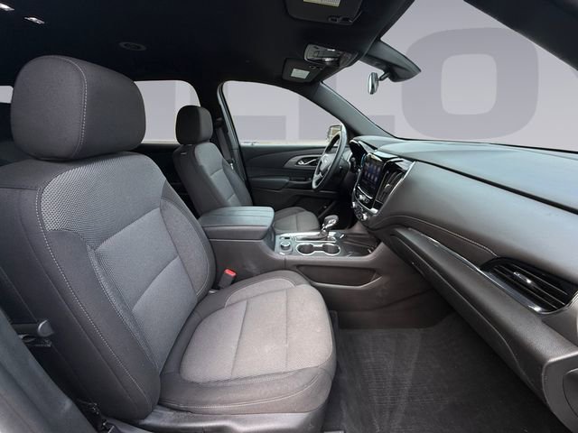 Used 2023 Chevrolet Traverse LT FWD image 17