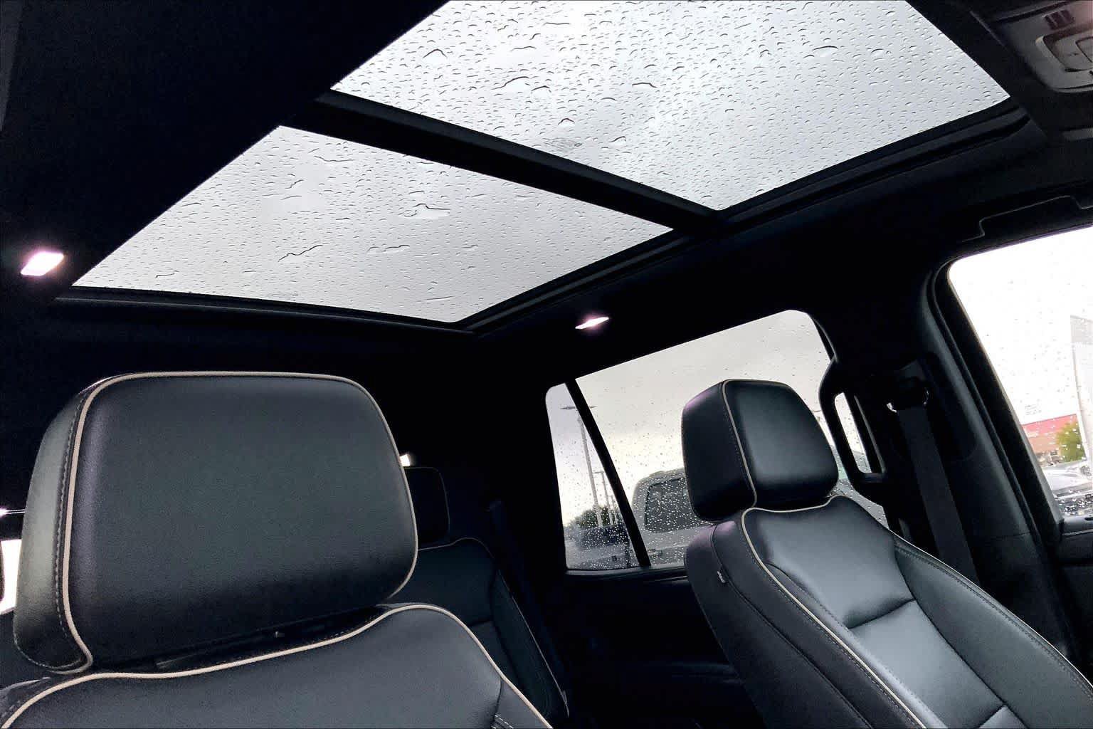 Used 2023 GMC Yukon SLT AWD/4WD image 20