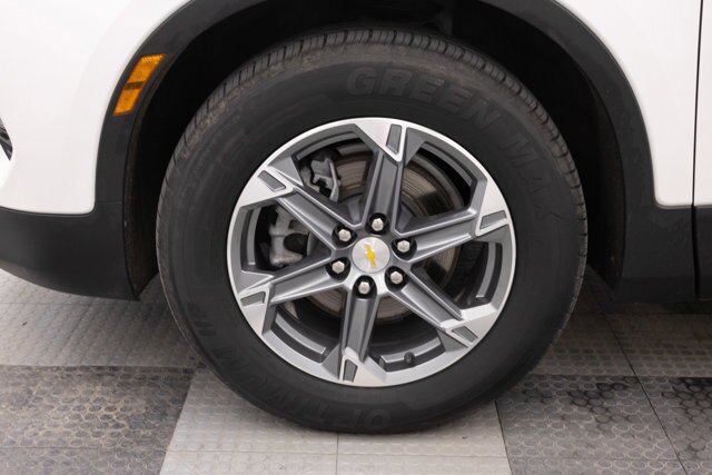 Used 2023 Chevrolet Blazer LT AWD/4WD image 17