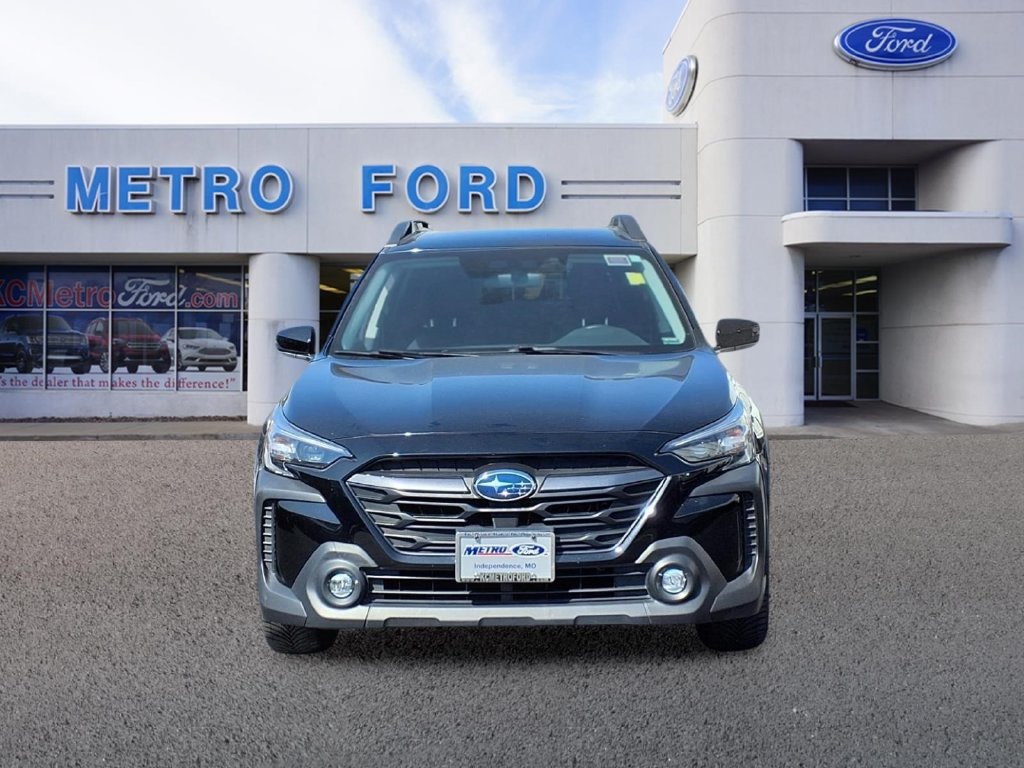Used 2023 Subaru Outback Premium AWD/4WD image 8