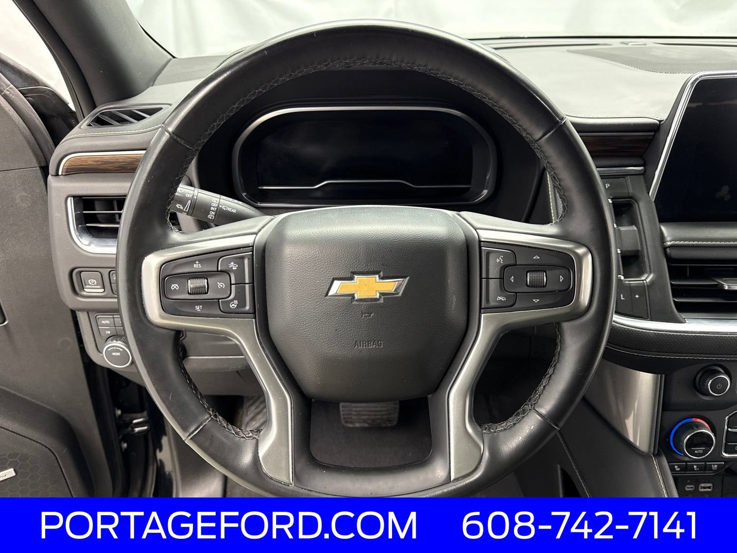 Used 2023 Chevrolet Tahoe Premier AWD/4WD image 18
