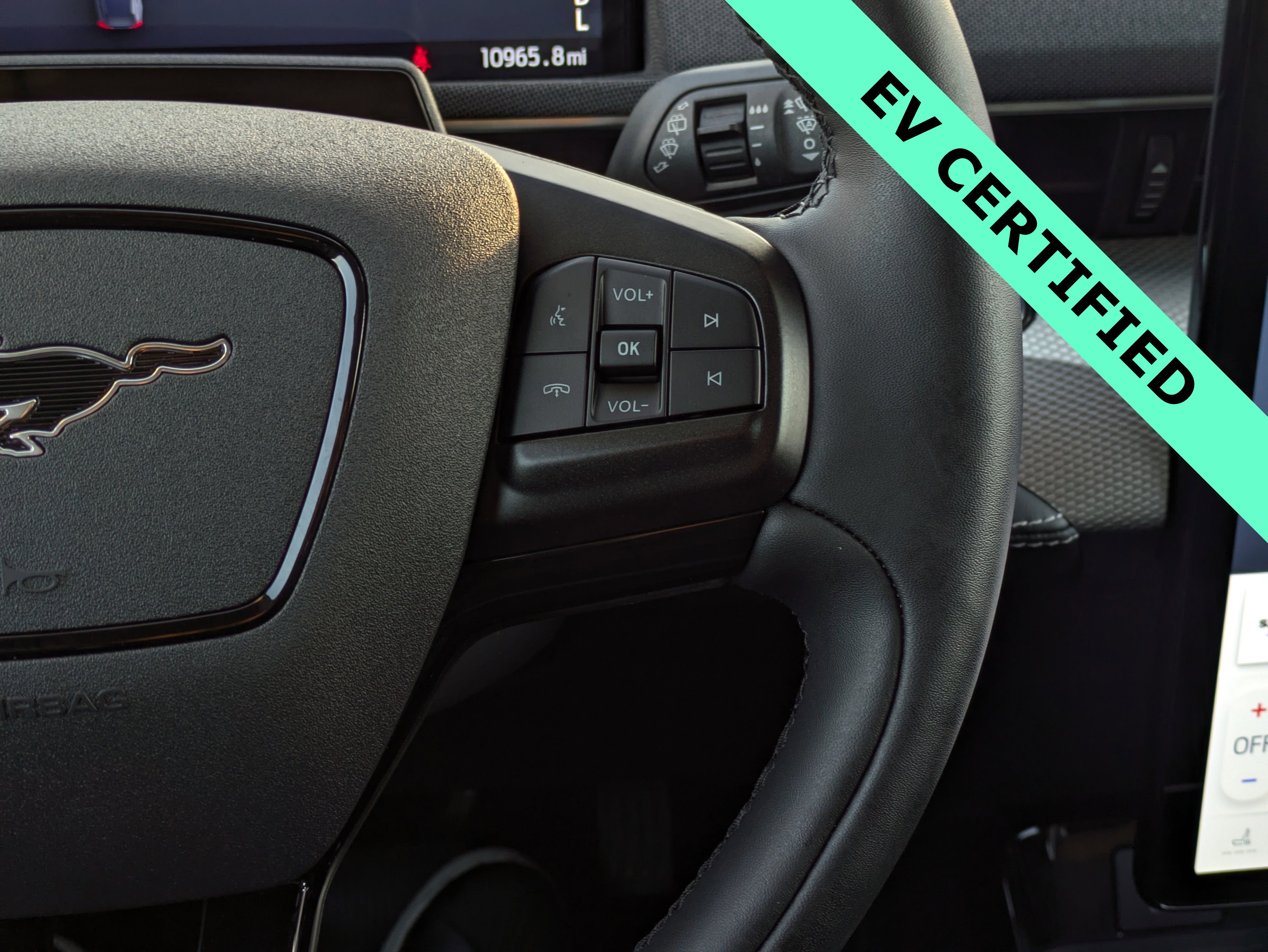 Certified 2023 Ford Mustang Mach-E Select w/ Comfort Package Lite image 25