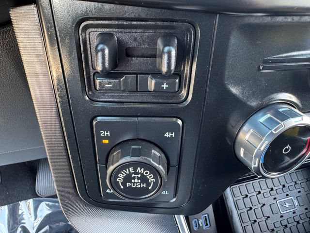 Certified 2023 Ford F150 Platinum w/ Equipment Group 701A High AWD/4WD image 29