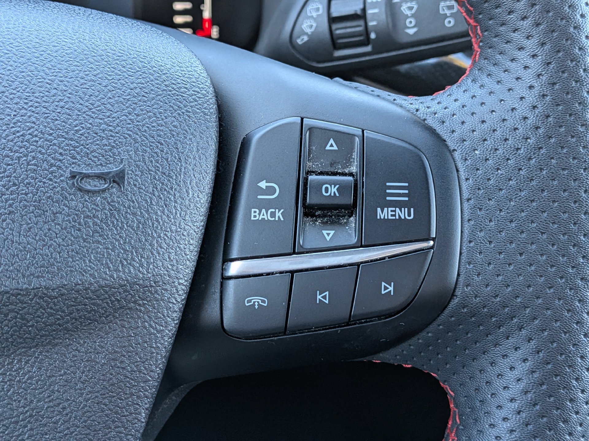 Certified 2023 Ford Escape ST-Line w/ Tech Pack #1 FWD image 30