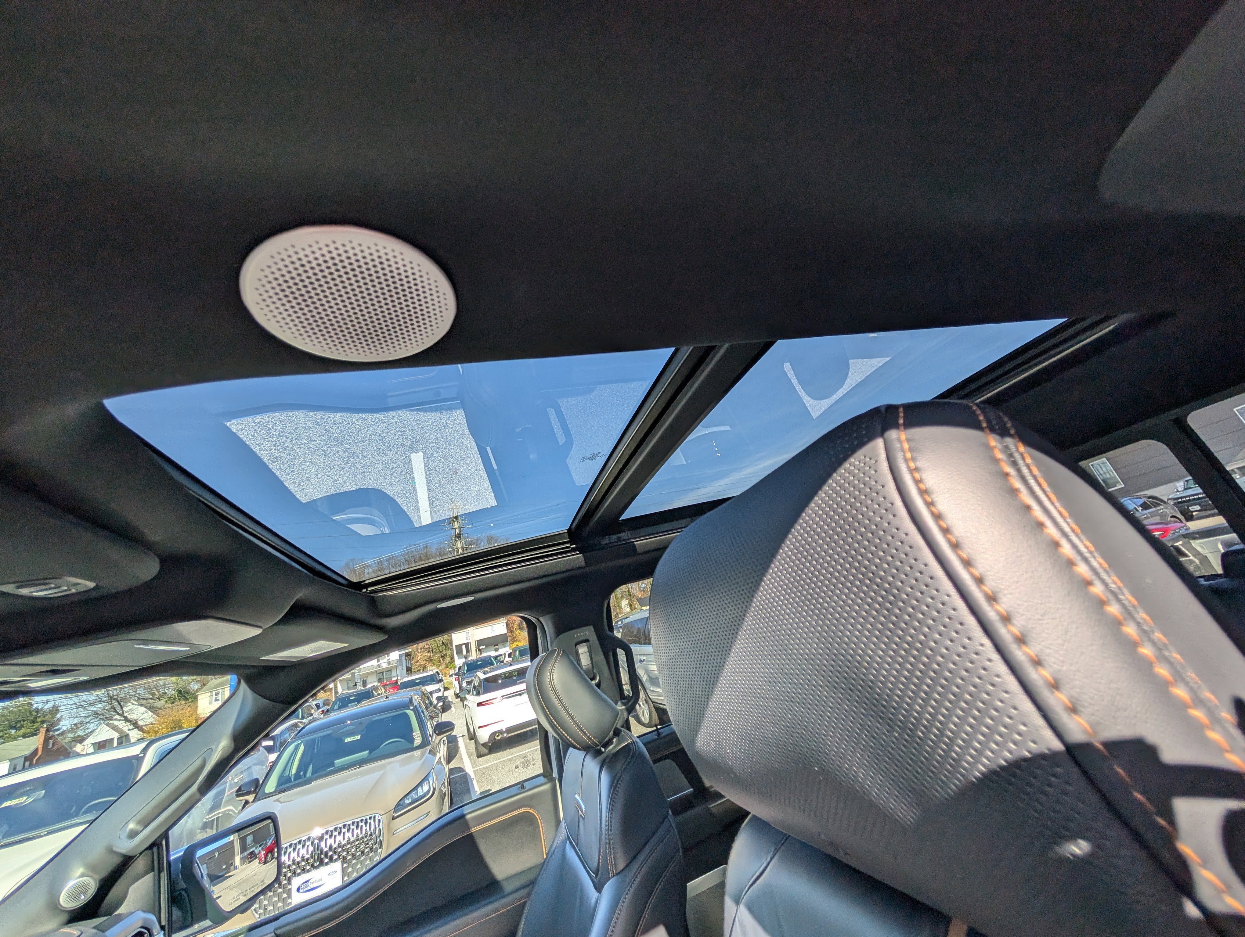 Certified 2022 Ford F150 Platinum w/ Equipment Group 701A High image 21