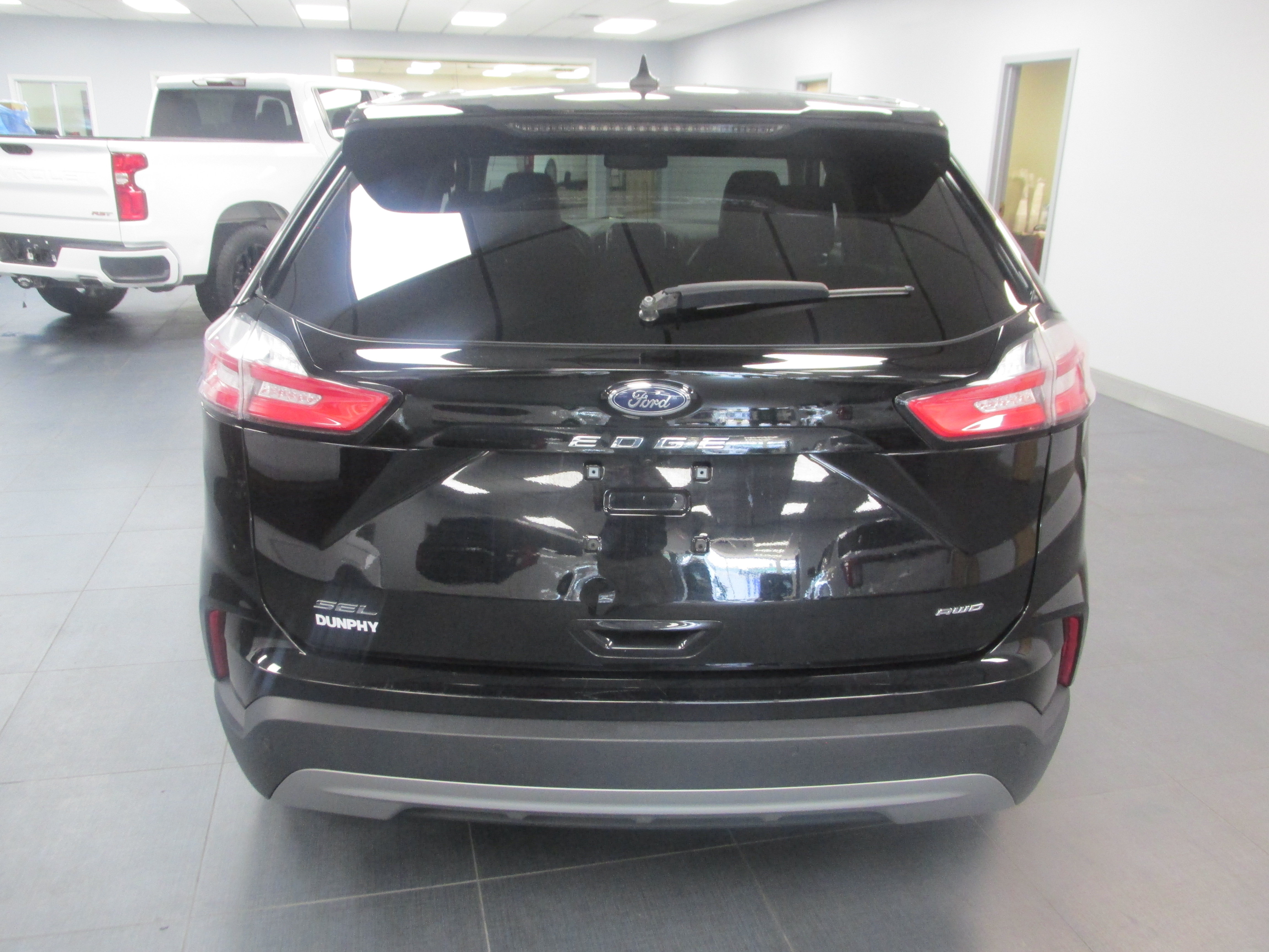 Certified 2024 Ford Edge SEL AWD/4WD image 6