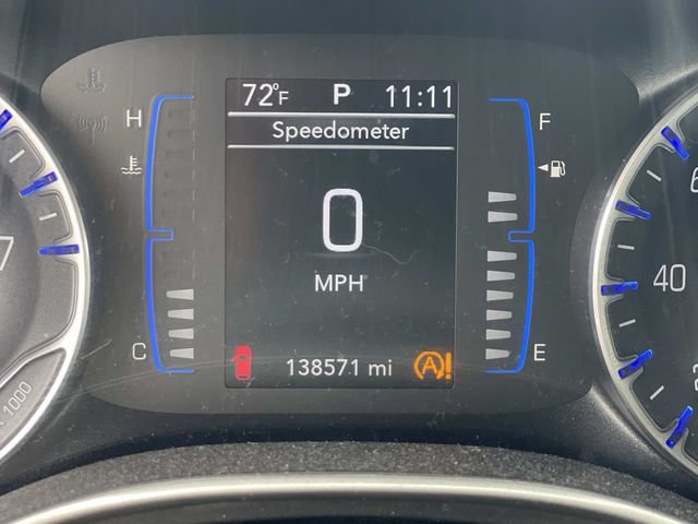 Used 2020 Chrysler Pacifica Touring-L FWD image 43