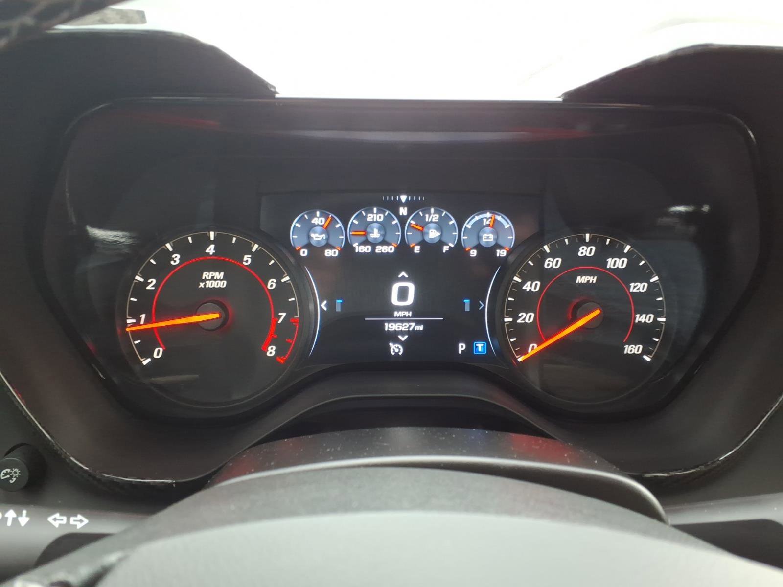 Used 2022 Chevrolet Camaro LT w/ RS Package image 16