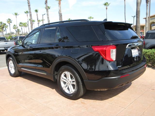Certified 2023 Ford Explorer XLT RWD image 5