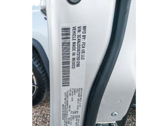Used 2025 Jeep Compass Trailhawk AWD/4WD image 20