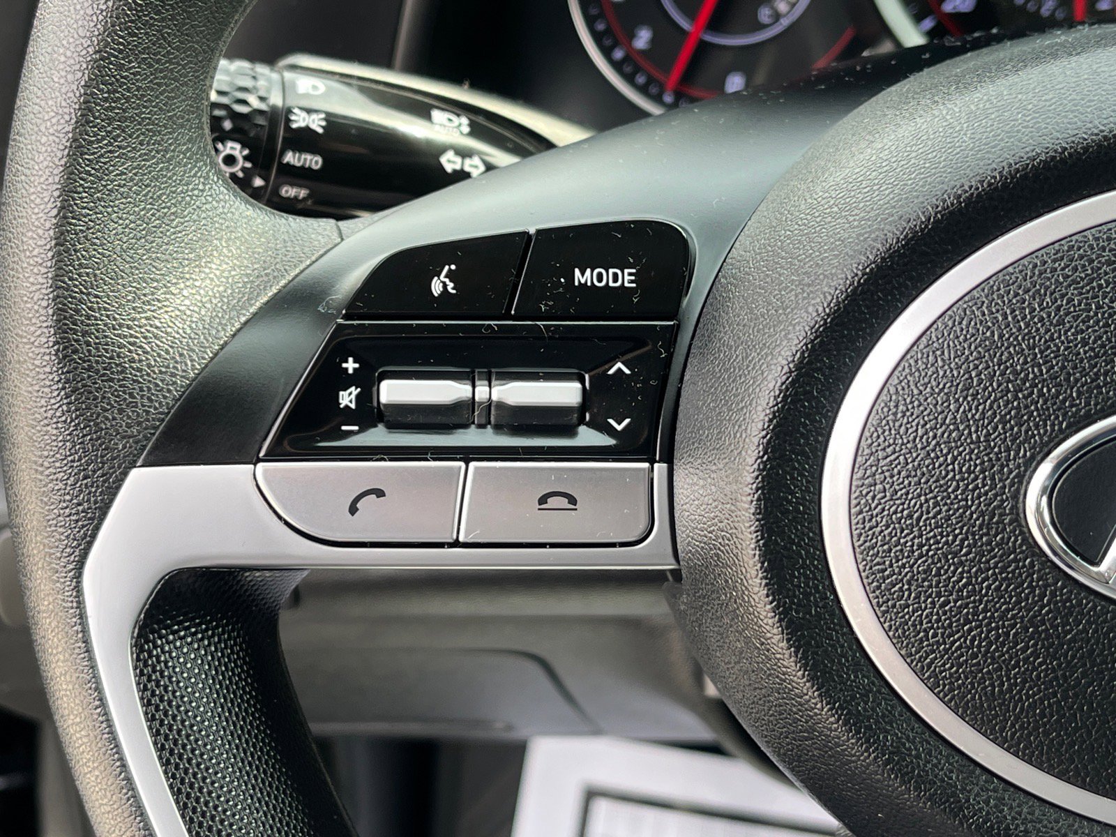 Used 2022 Hyundai Elantra SEL image 16