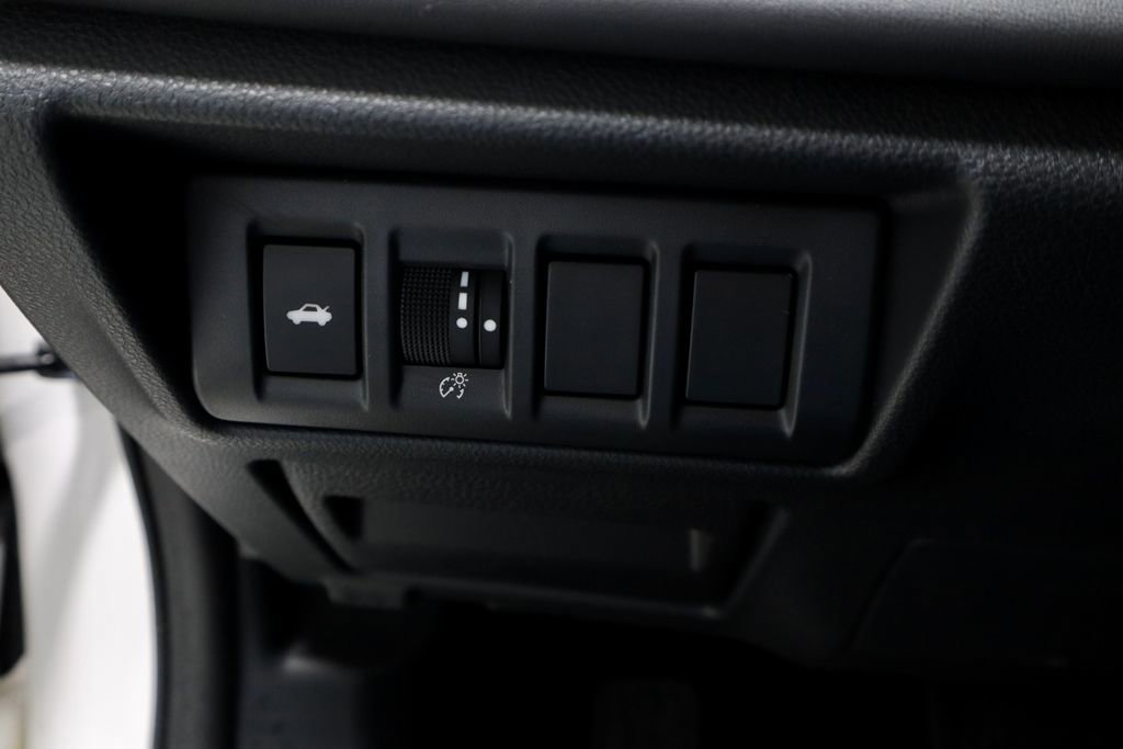 Used 2025 Subaru Legacy Limited image 30