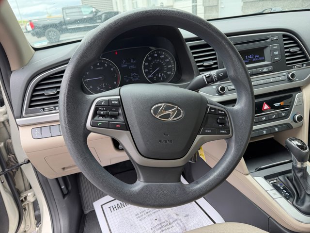 Used 2017 Hyundai Elantra SE image 9