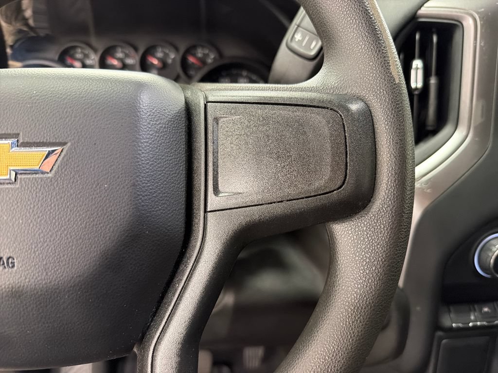 Used 2024 Chevrolet Silverado 1500 Custom AWD/4WD image 21