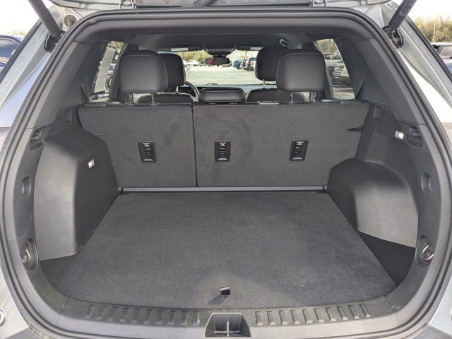 Used 2025 Chevrolet Equinox LT w/ Convenience Package II image 14
