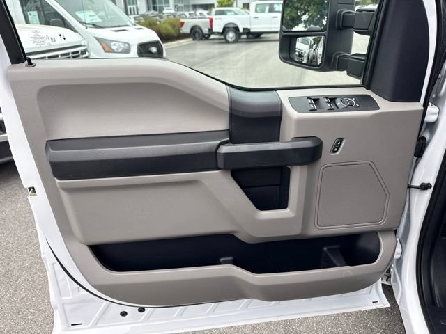 Certified 2022 Ford F250 XL w/ Power Equipment Group RWD image 15