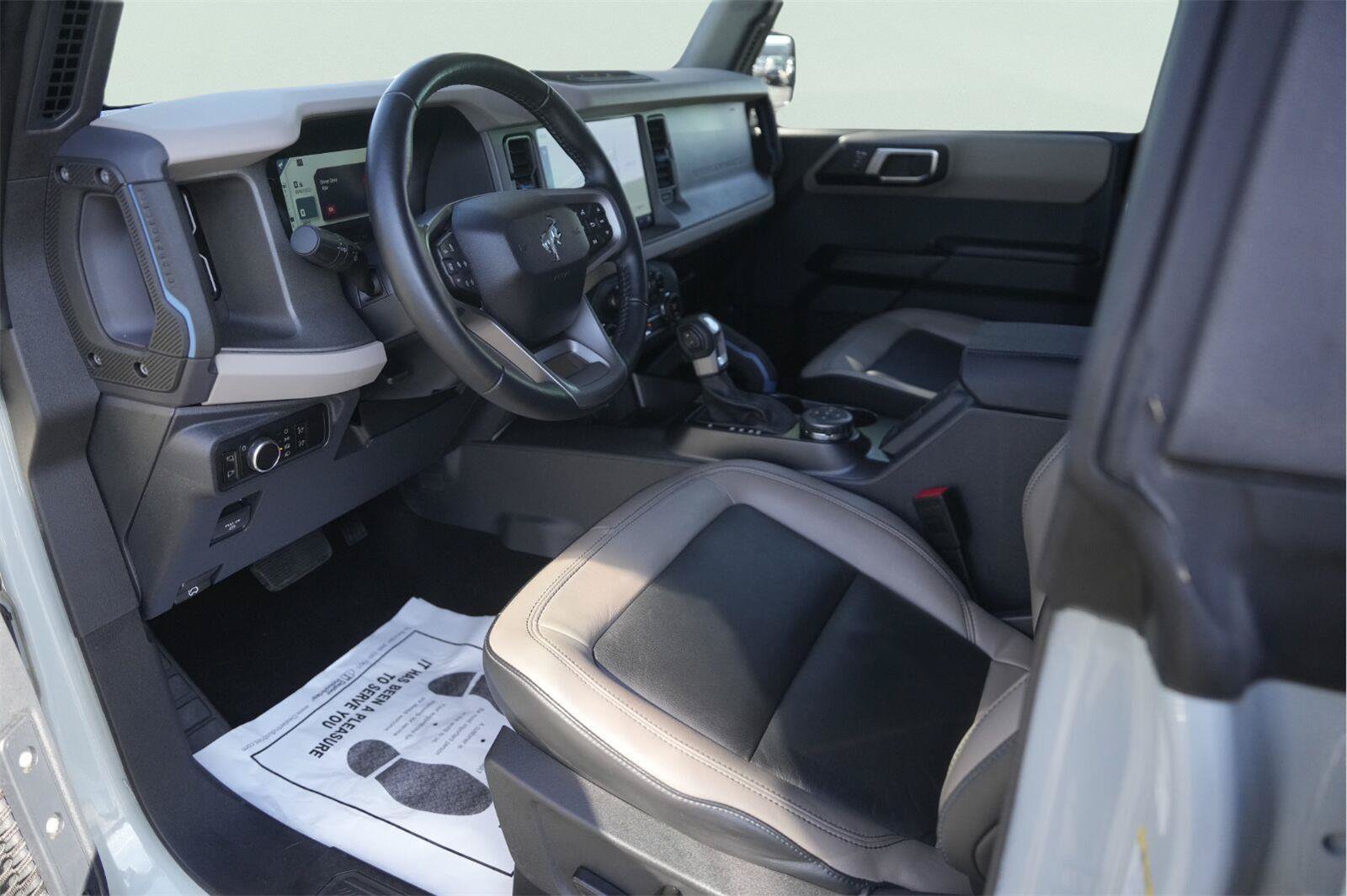 Certified 2024 Ford Bronco Wildtrak AWD/4WD image 8