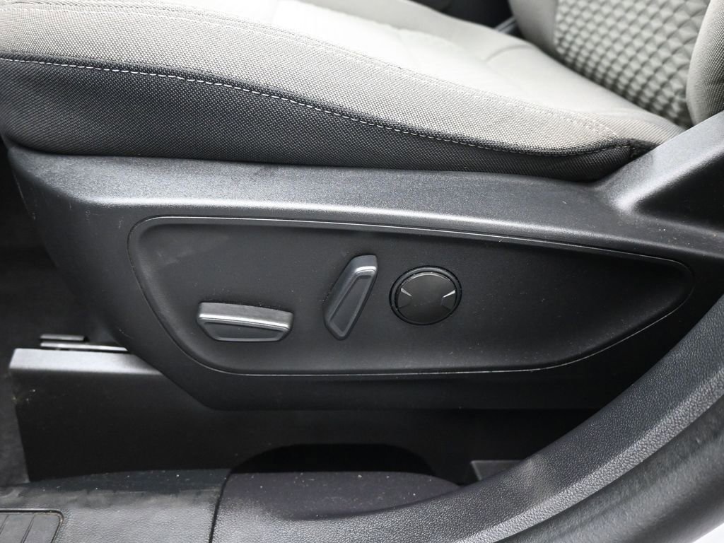 Certified 2022 Ford Escape SE w/ Convenience Package image 11