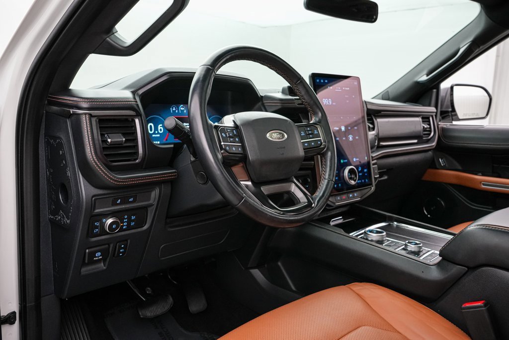 Certified 2022 Ford Expedition Platinum image 12