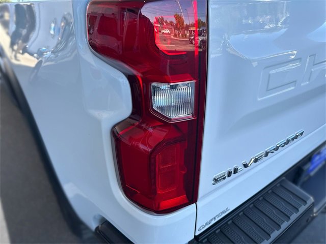 Used 2023 Chevrolet Silverado 1500 ZR2 w/ Technology Package image 25