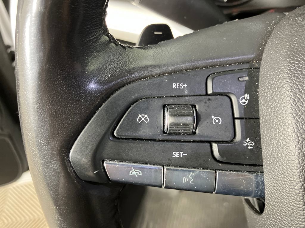 Used 2020 Cadillac XT4 Premium Luxury image 18