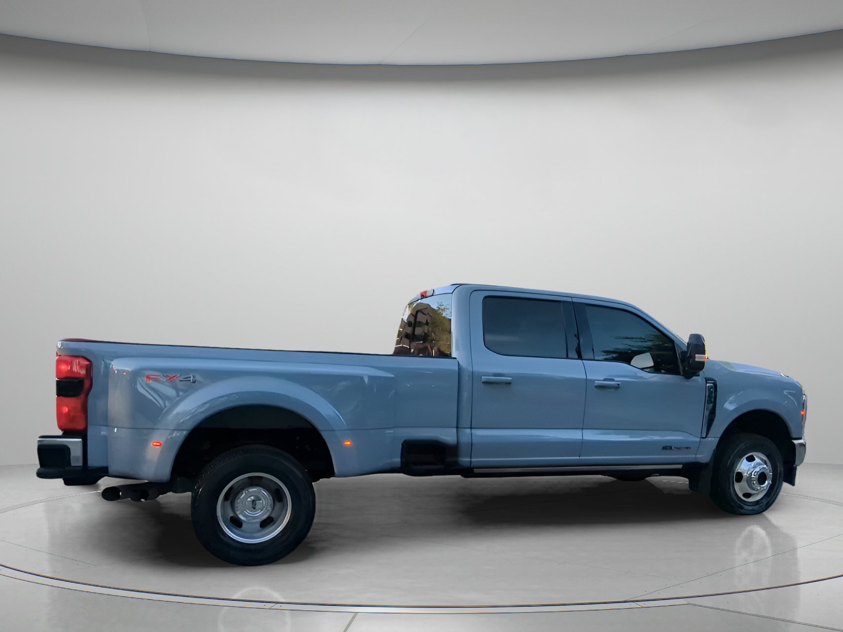 Certified 2024 Ford F350 Lariat w/ Lariat Ultimate Package AWD/4WD image 30