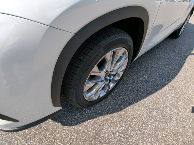 Used 2023 Toyota Highlander Limited FWD image 12