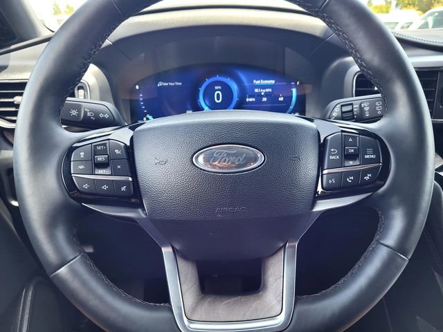 Certified 2024 Ford Explorer Platinum w/ Technology Package AWD/4WD image 25
