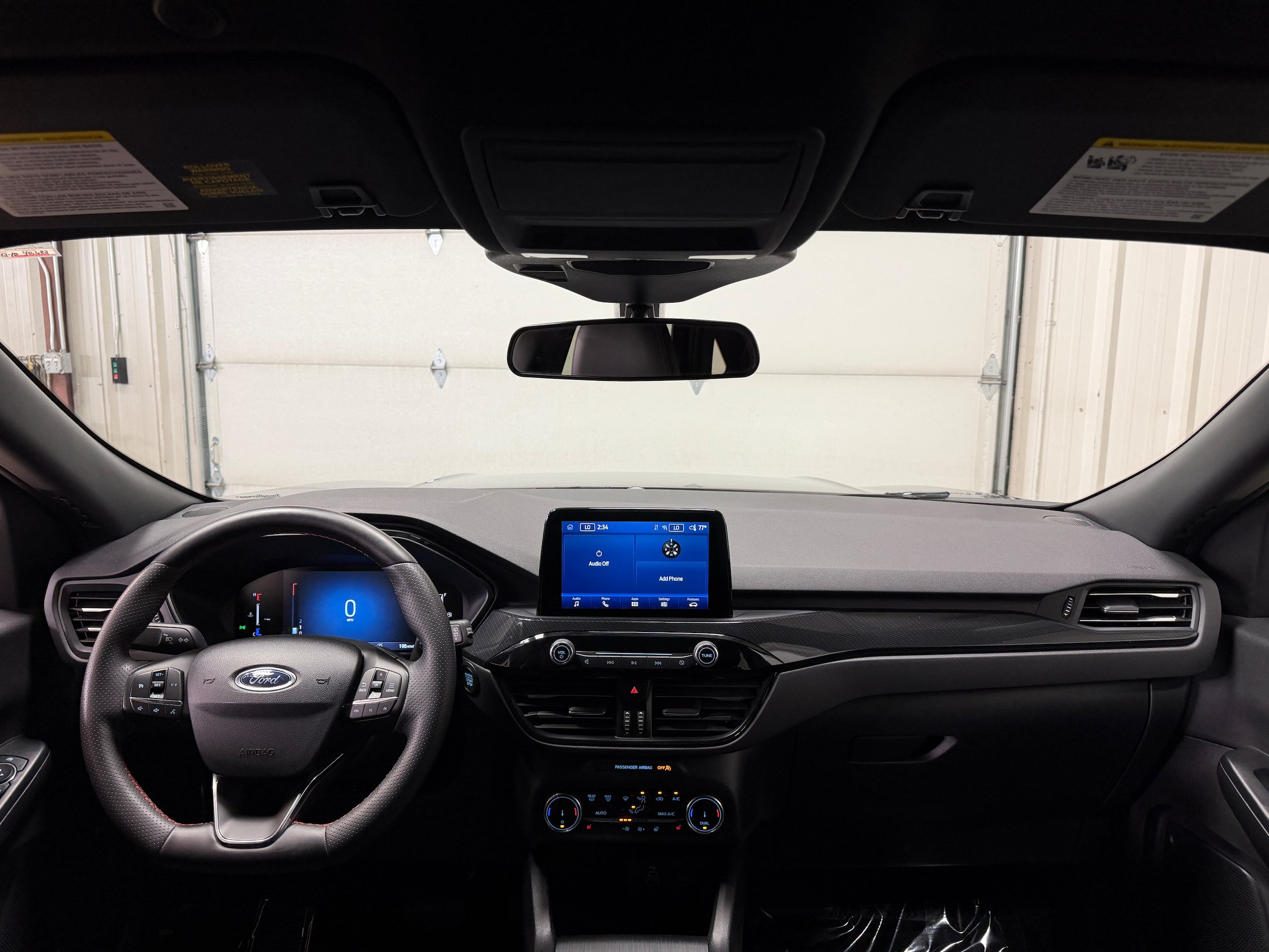 Certified 2025 Ford Escape ST-Line Select AWD/4WD image 4