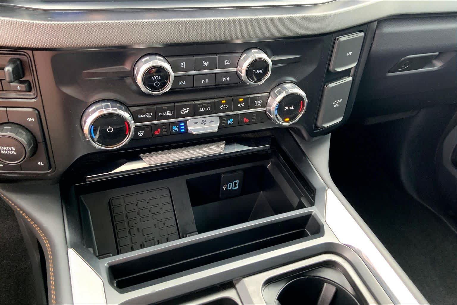 Certified 2024 Ford F250 Platinum AWD/4WD image 35