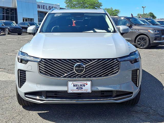 Used 2025 Volvo XC90 T8 Plus w/ Protection Package Premier AWD/4WD image 35