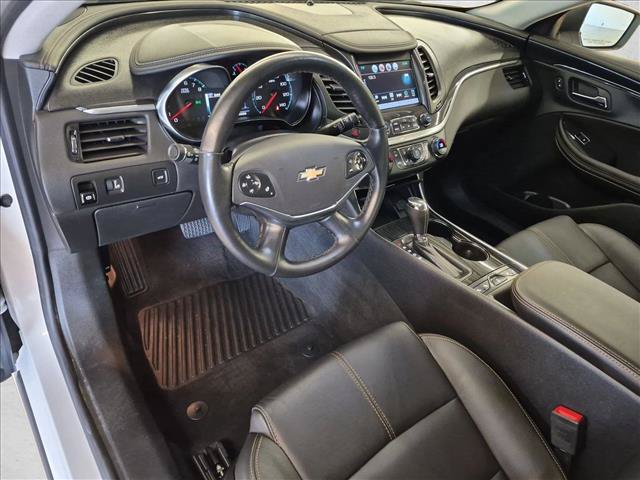 Used 2018 Chevrolet Impala LT w/ LT Leather Package FWD image 10