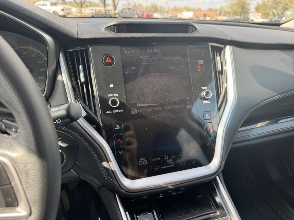 Used 2020 Subaru Outback Limited image 32