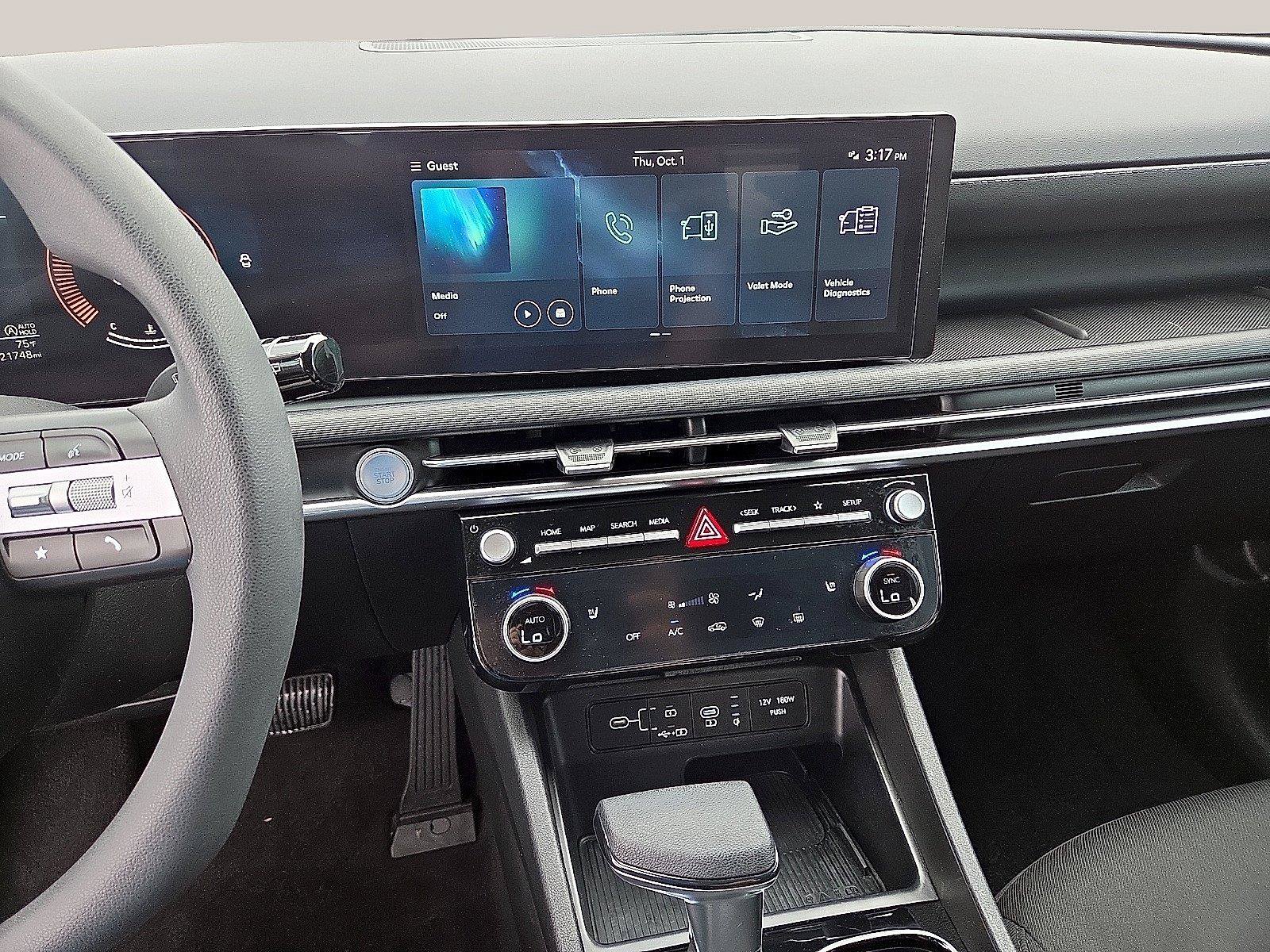 Used 2025 Hyundai Tucson SEL FWD image 19