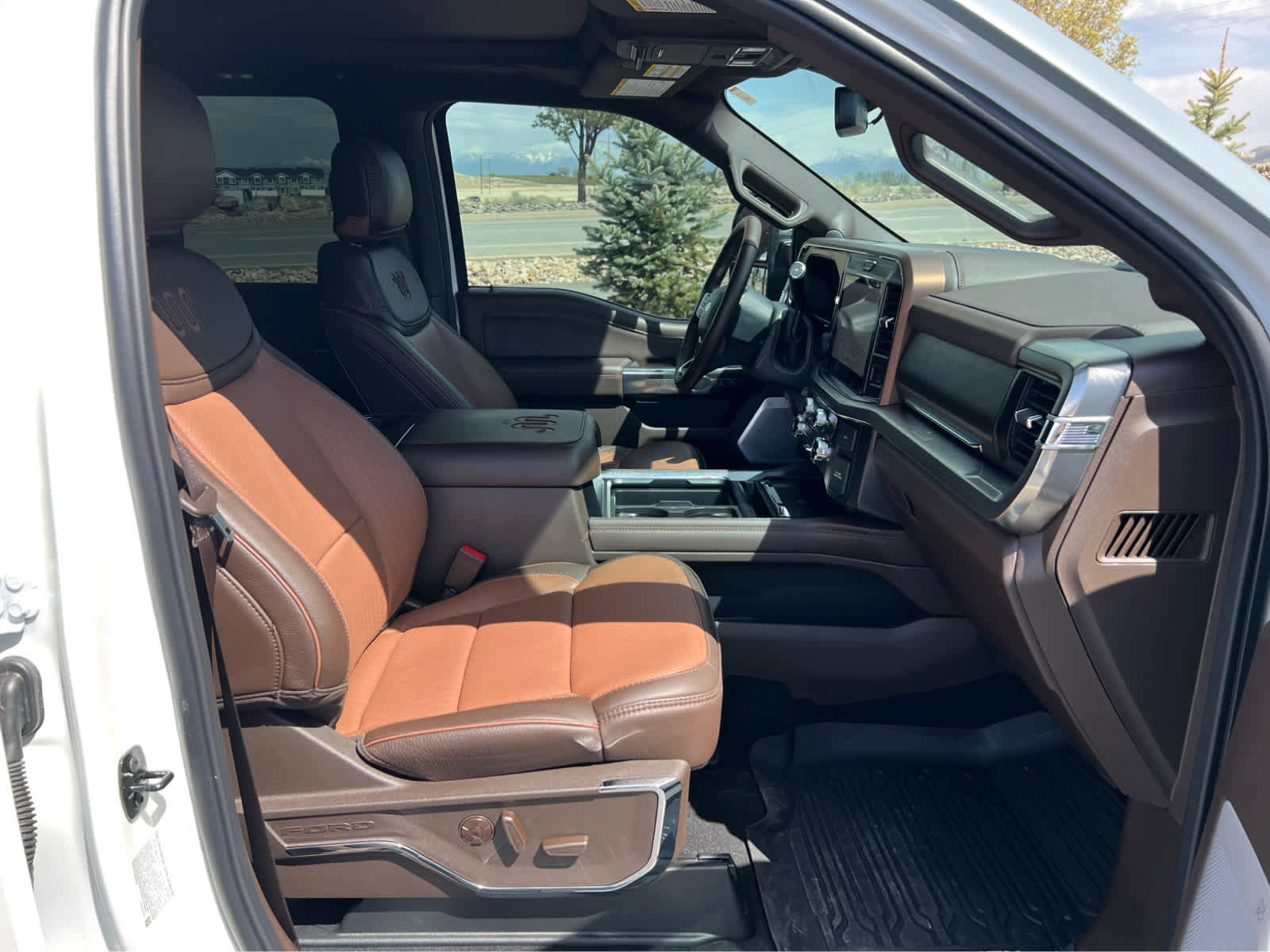 Certified 2026 Ford F350 King Ranch w/ Chrome Package AWD/4WD image 17