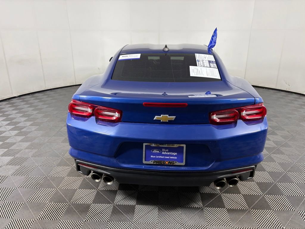 Used 2021 Chevrolet Camaro LT image 4