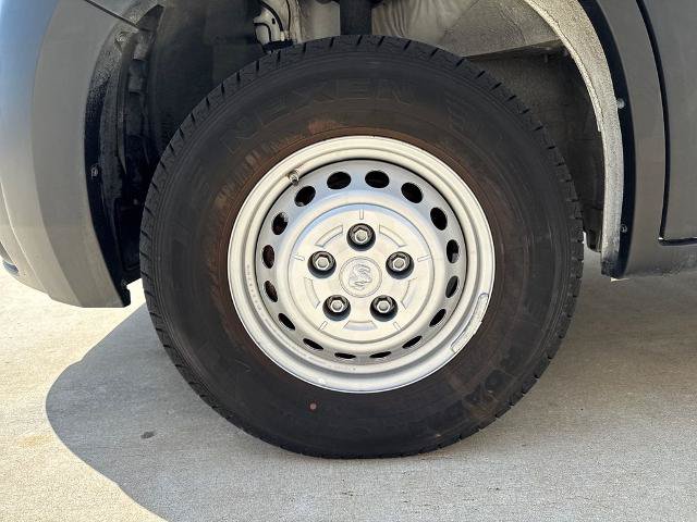Used 2025 RAM ProMaster 2500 w/ Convenience Group FWD image 15
