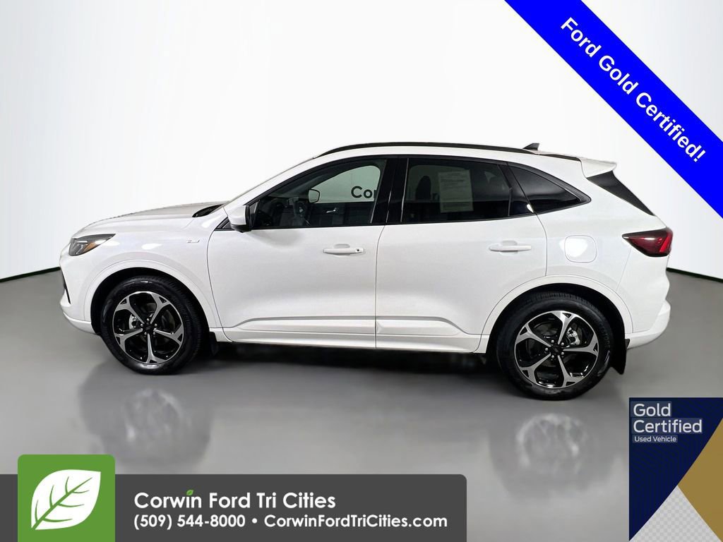 Certified 2023 Ford Escape ST-Line Elite image 2
