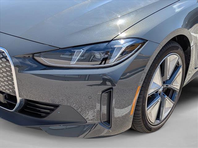 Used 2025 BMW i4 xDrive40i w/ Premium Package AWD/4WD image 10